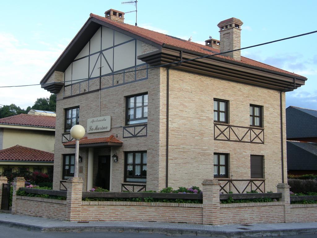 Apartamentos La Marina Ribadesella Exterior photo